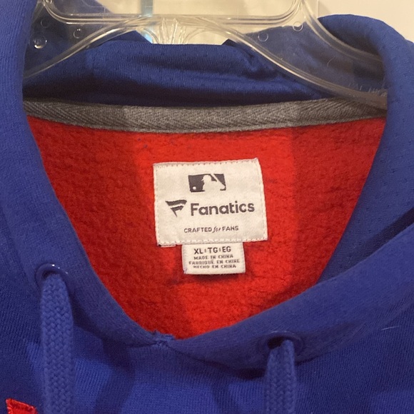 Chicago Cubs Hoodie - Picture 2 of 4